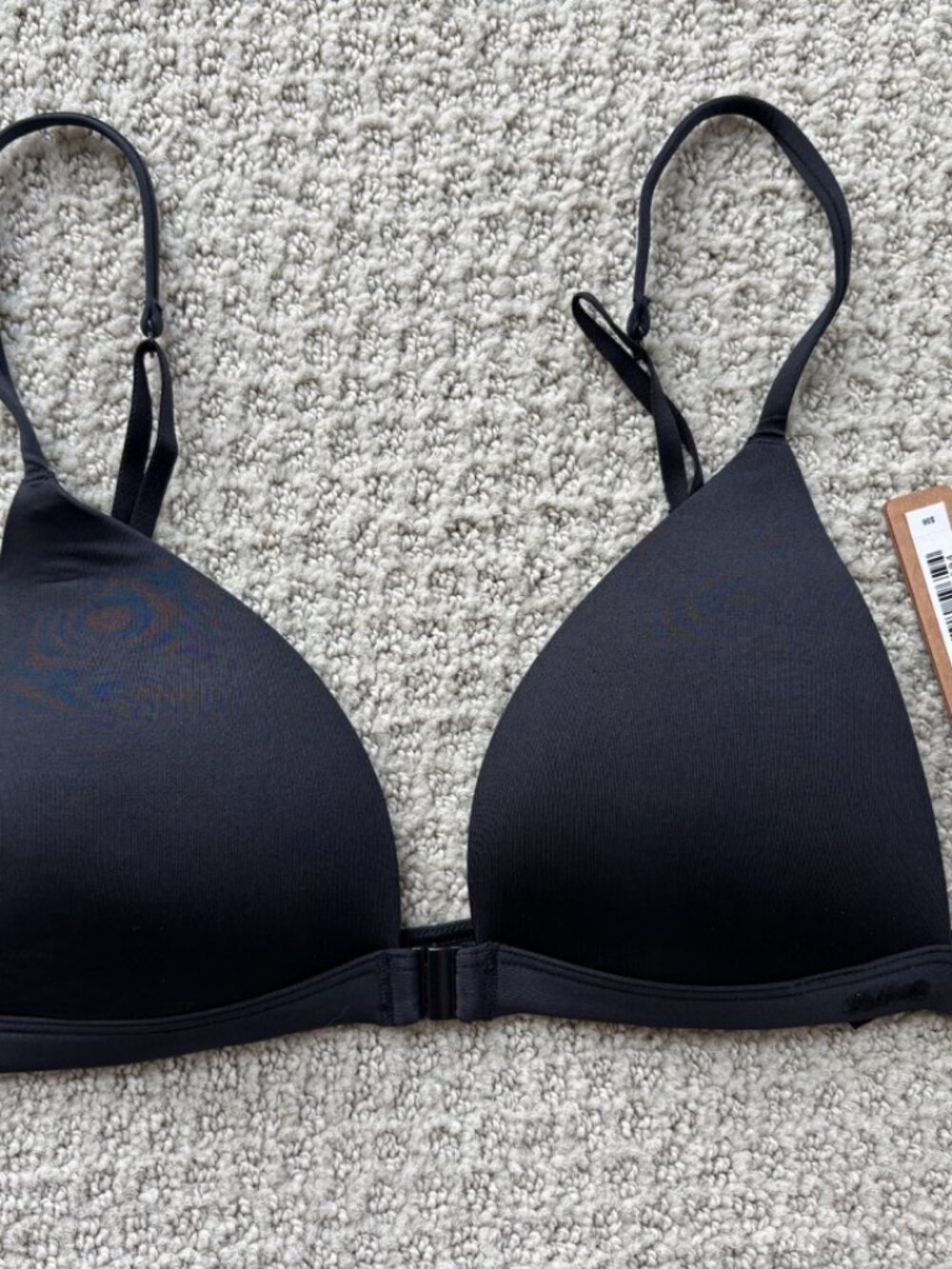 Skims triangle front close super push up bra 34A black NWT - Picture 4 of 5